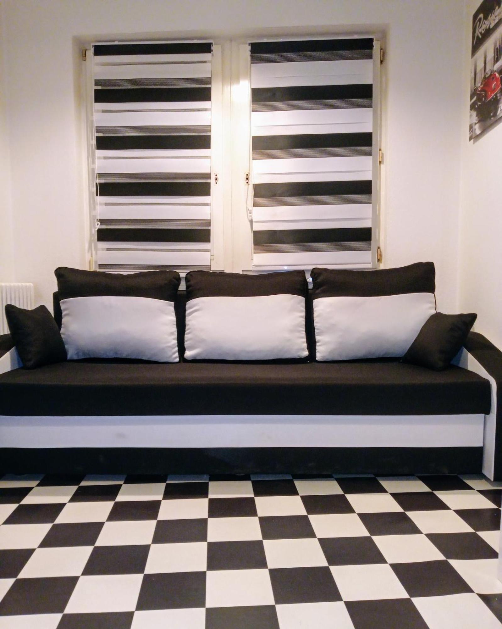 Good Located Subway U6 Apartment *
