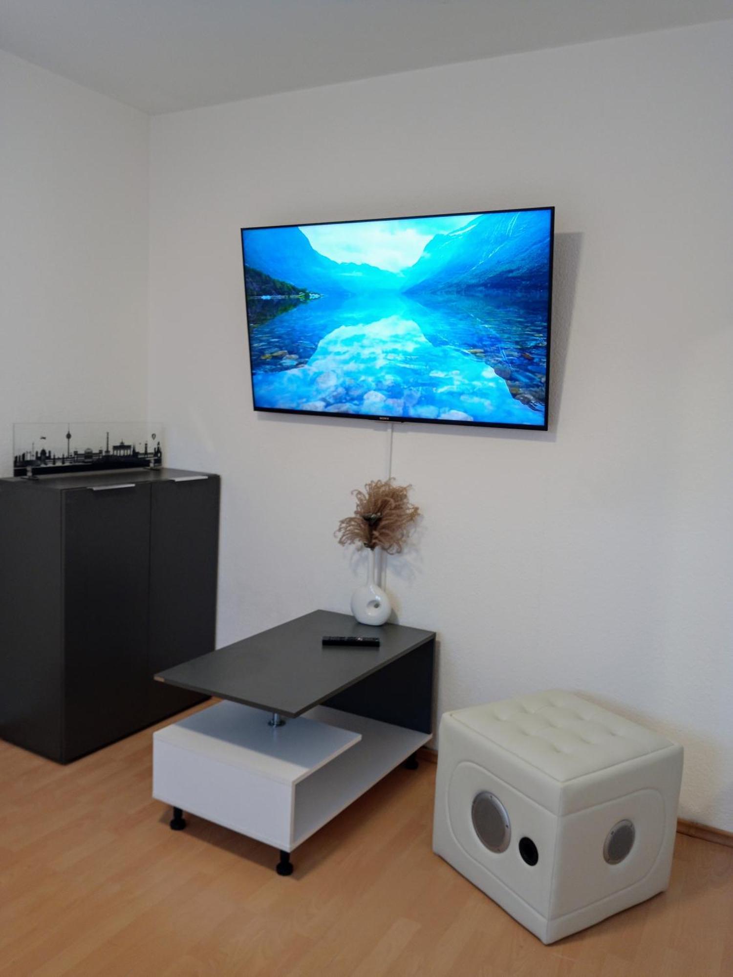 Good Located Subway U6 Appartement *
